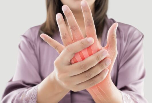 Rheumatoid Arthritis & Joint Pain – How It Restricts Your Mobility & What You Can Do